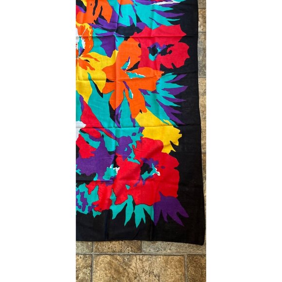 Vtg 1970’s Floral Oversize Scarf Shawl Wrap Black Background Multicolored Italy - Picture 2 of 9